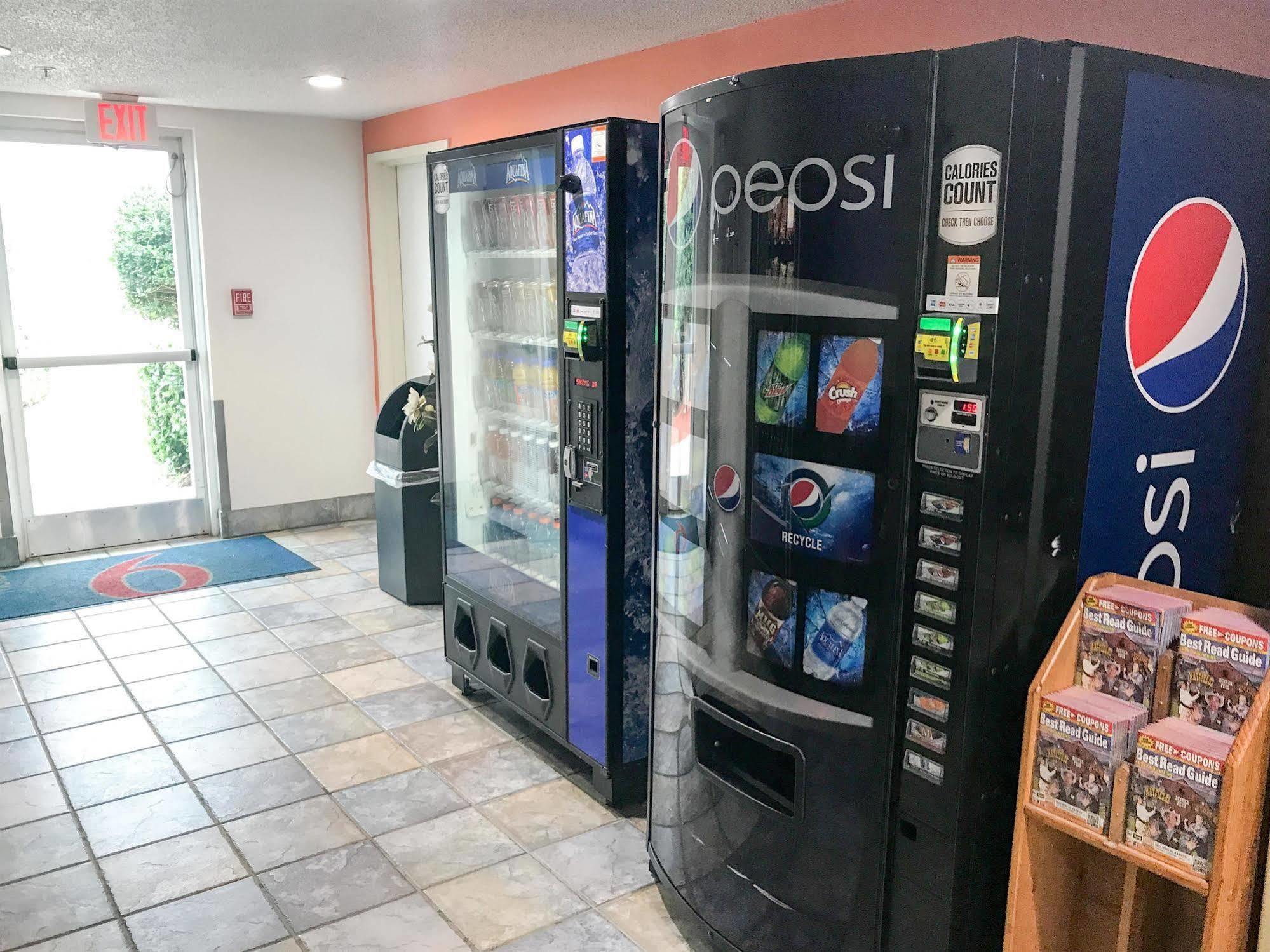 Motel 6-Newport, Tn Екстер'єр фото